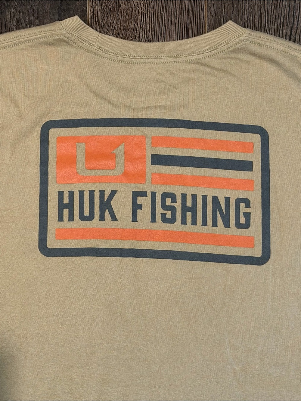 HUK Fishing Men’s Large Shirt & Shorts Set Tan Orange Outdoor Performance Outfit - Picture 4 of 15